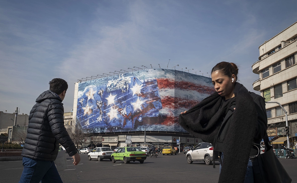 Morteza Nikoubazl / Reuters