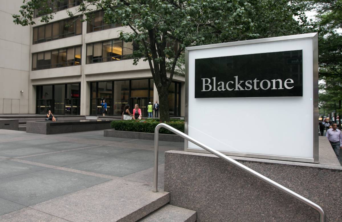 Дочерняя компания Blackstone приобретает Bluerock REIT за 3,6 млрд