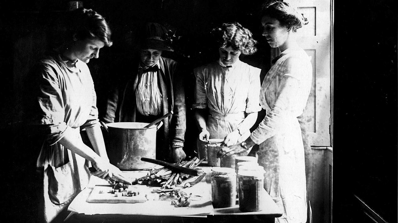 Говядина для бодрости, свинина для уныния: советы по питанию из 1903 года