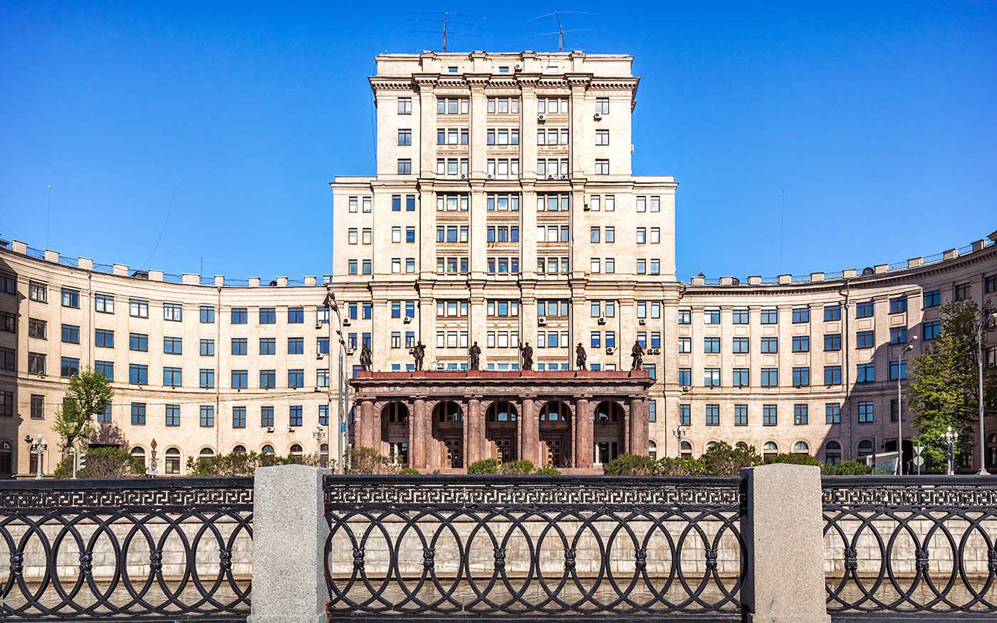 Главный учебный корпус МГТУ имени Баумана