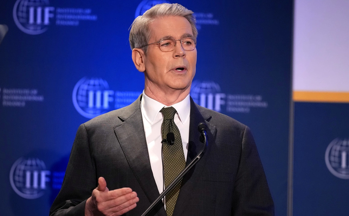 Andrew Harnik / Getty Images