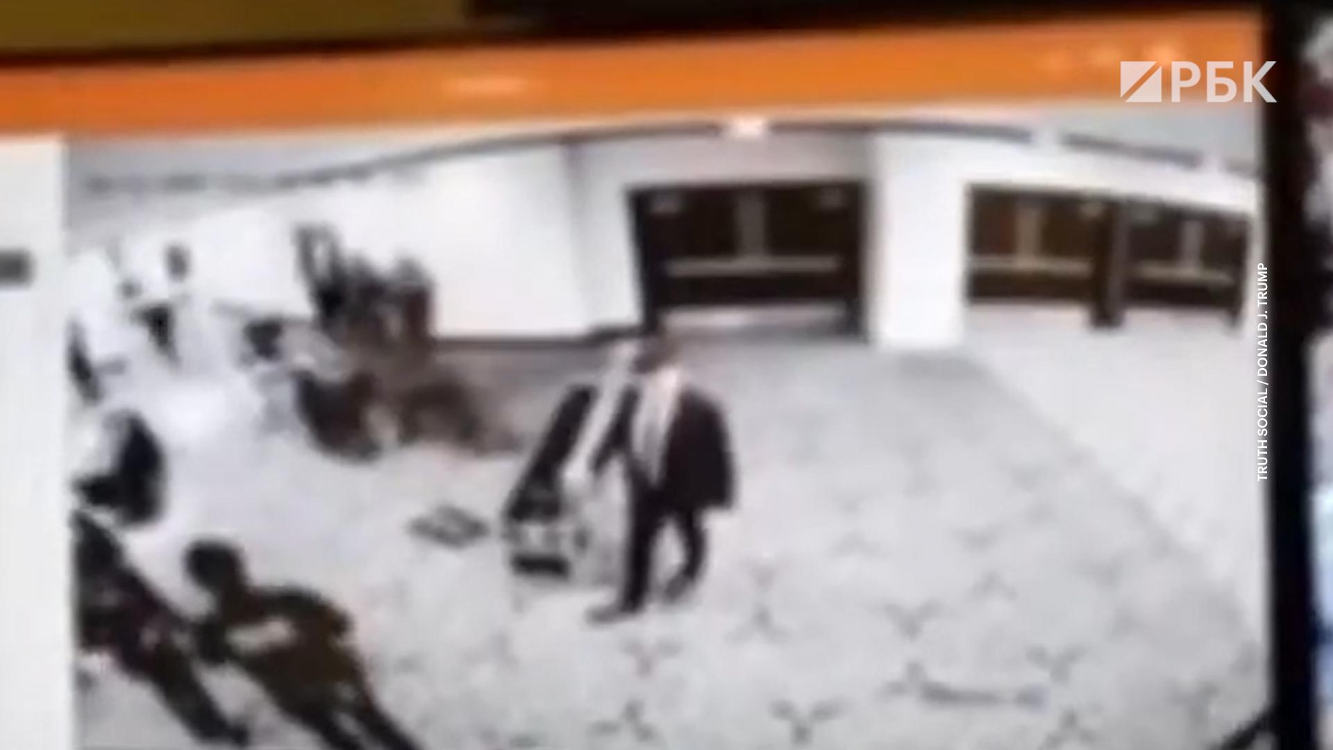 Белый дом опубликовал видео нападения на ужин Трампа с камер наблюдения