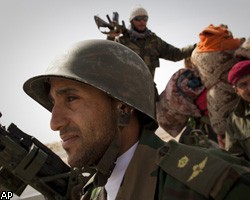 СМИ опровергли взятие повстанцами родного города М.Каддафи