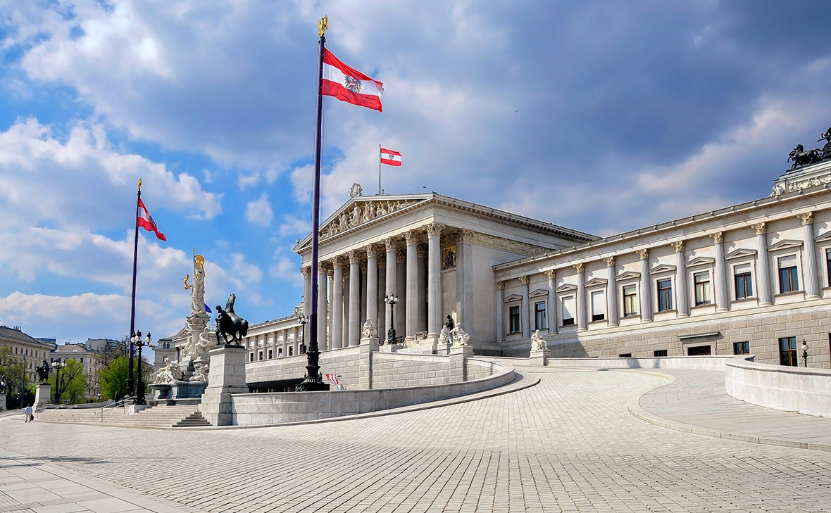 ElenaZet / Shutterstock