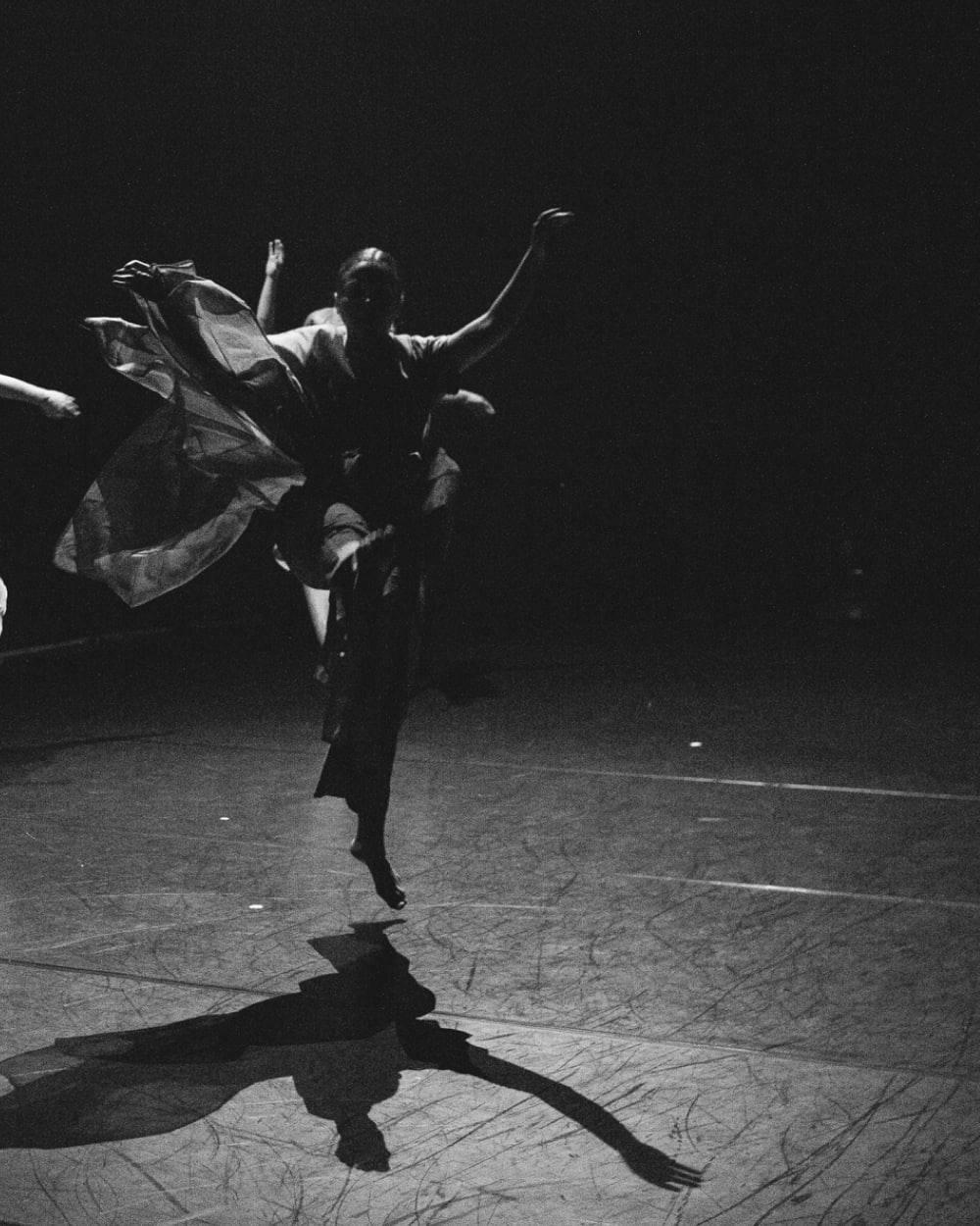 Танцевальный спектакль «Твоими глазами», танцевальная труппа фонда «Антон тут рядом»