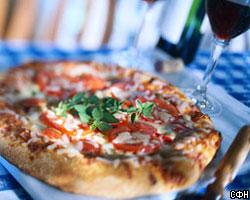 Итальянец подарил жене на День влюбленных пиццу за $3 655