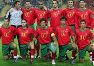 Последний шанс Фигу (представление сборной Португалии)