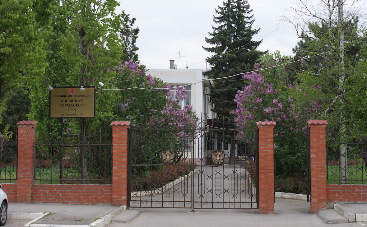 Суд вернул в госсобственность земельные участки по делу главы Азова