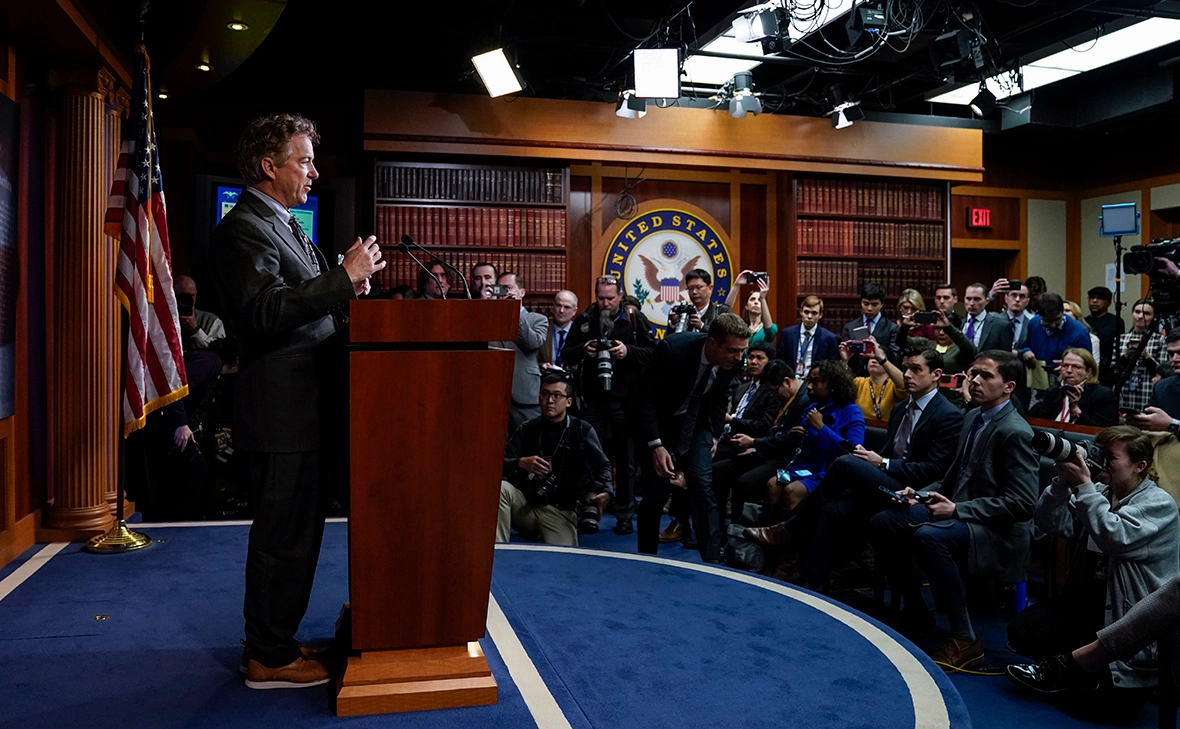 Drew Angerer / Getty Images