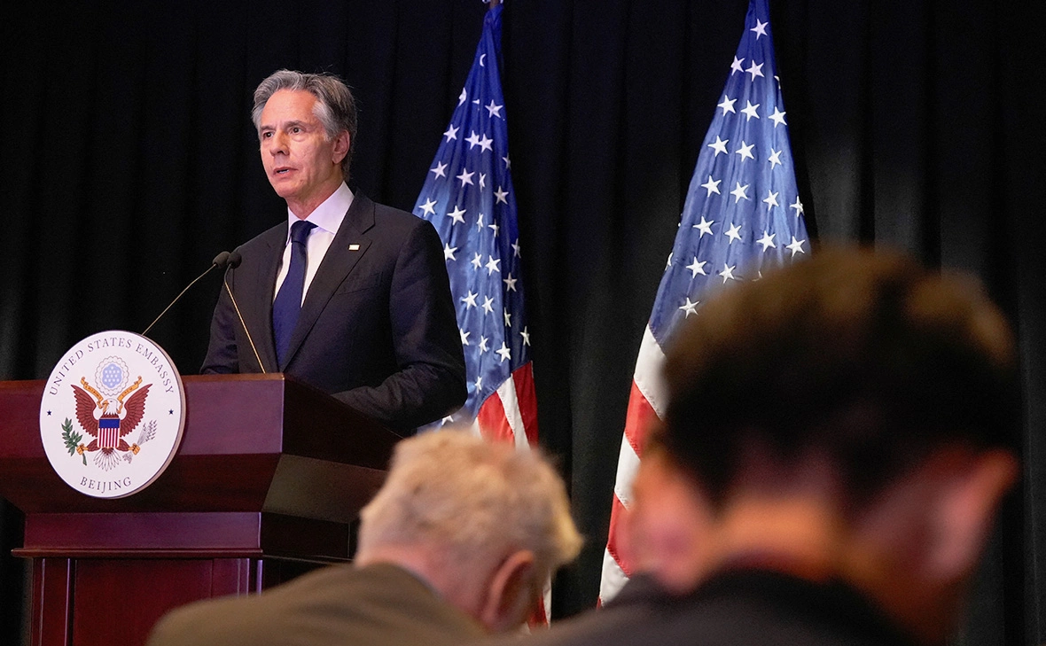 Mark Schiefelbein / Reuters