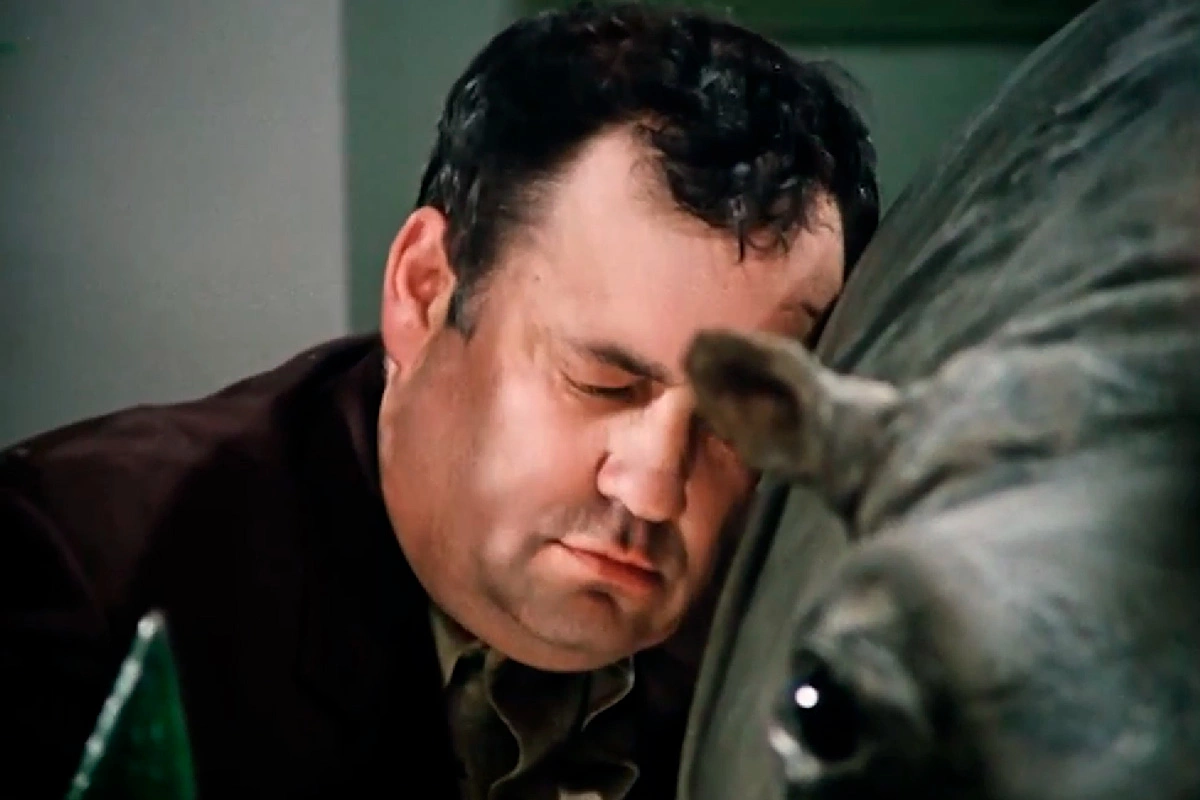 Кадр из фильма «Гараж», режиссер Эльдар Рязанов, 1979 год