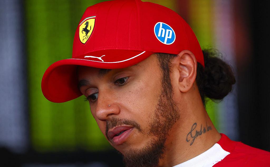 Хэмилтон посоветовал Ferrari «сменить пилота» после его провала в Венгрии