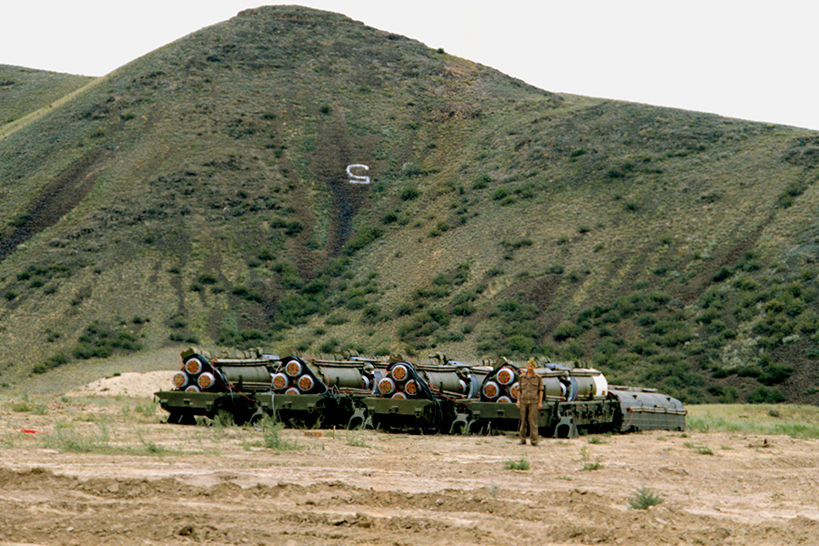 Подготовка к ликвидации ракет меньшей дальности на полигоне Сарыозек, 1988 год