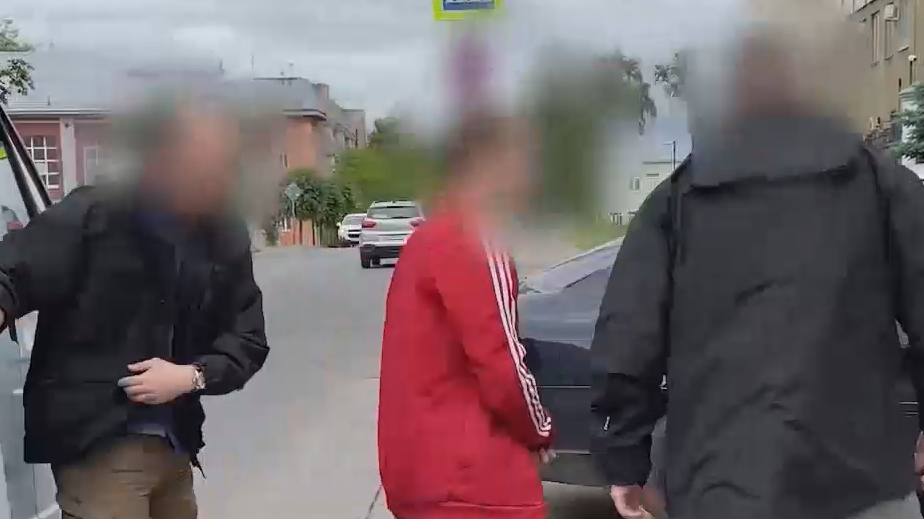 ФСБ задержала ставших жертвами телефонных мошенников диверсантов