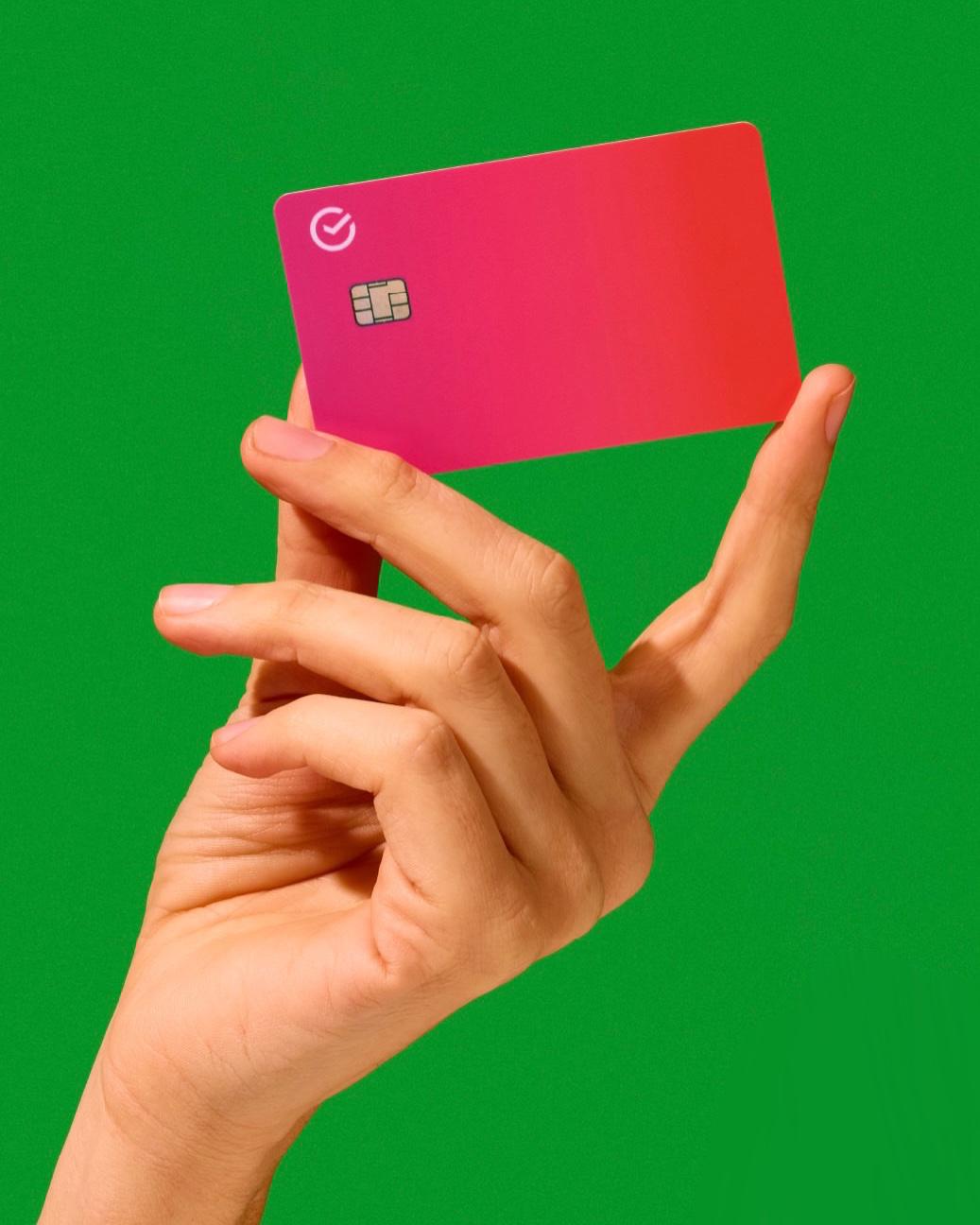 Коллаборация Сбера и бренда упаковочной бумаги O Paper Paper