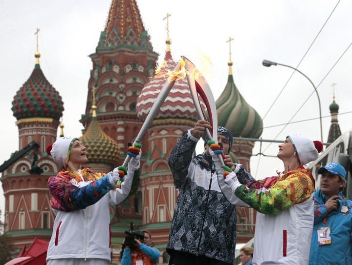 Москва приняла эстафету олимпийского огня