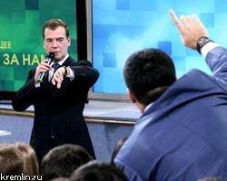 Визит Д.Медведева в МГУ закончился "репрессиями" для студентов