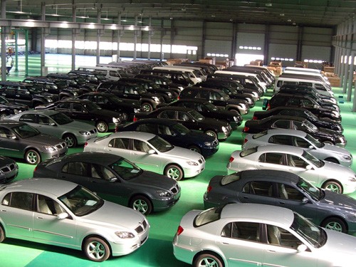 Как собирают автомобили на заводе секты Муна