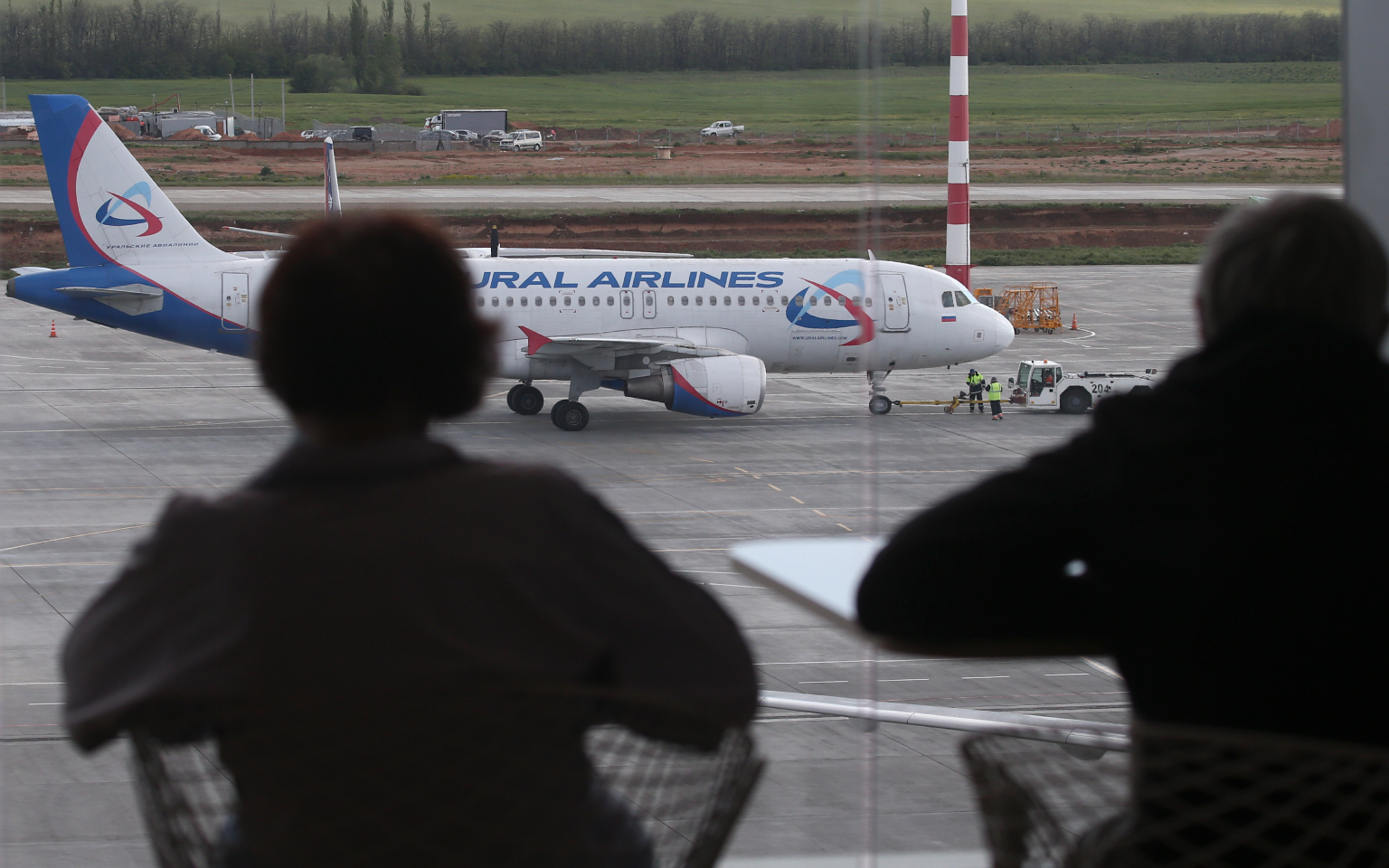 Самолет из Москвы экстренно сел в Перми из-за самочувствия пассажирки