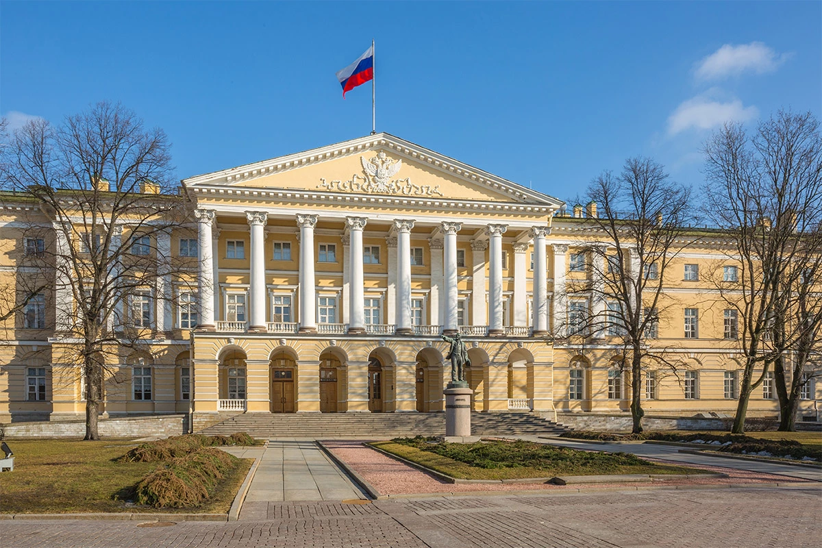 Смольный институт благородных девиц фотографии