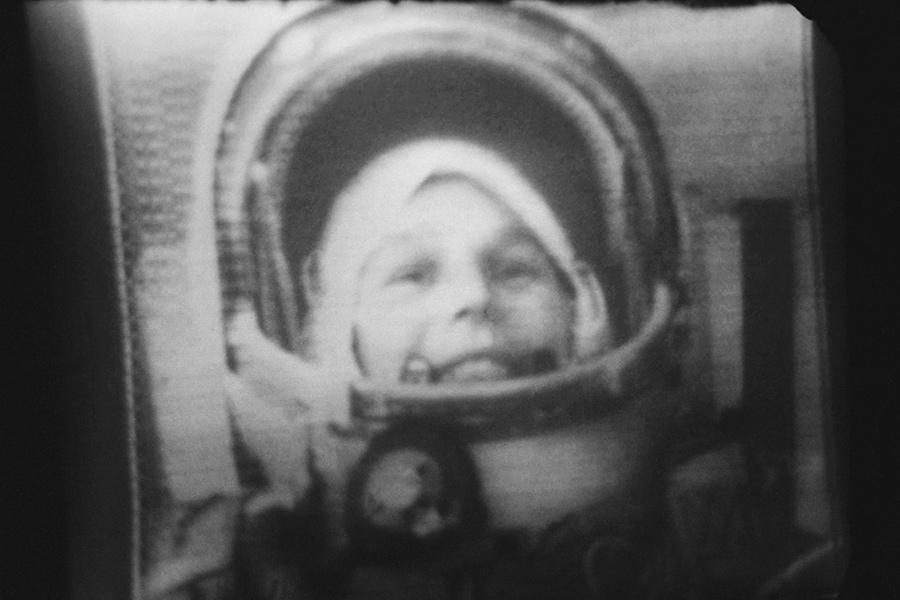 Валентина Терешкова на борту космического корабля «Восток-6», 1963 год