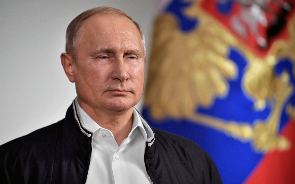 Путин обратится к школьникам на онлайн-выпускном