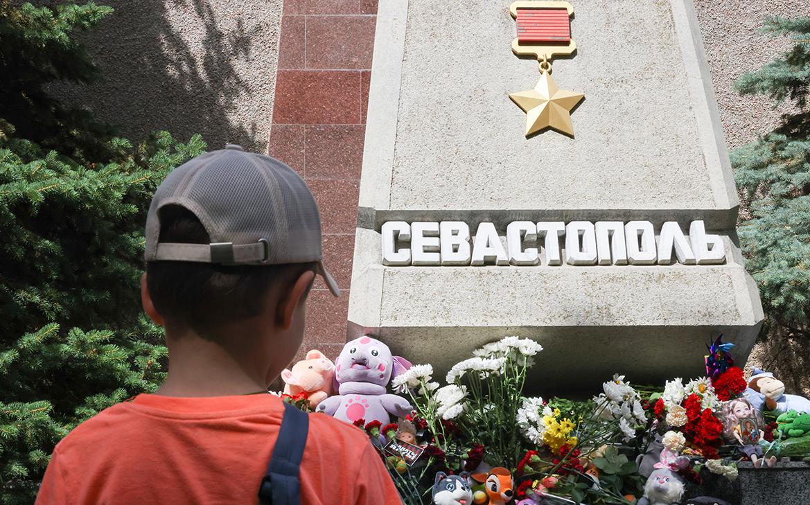 Кремль назвал варварской атаку на Севастополь