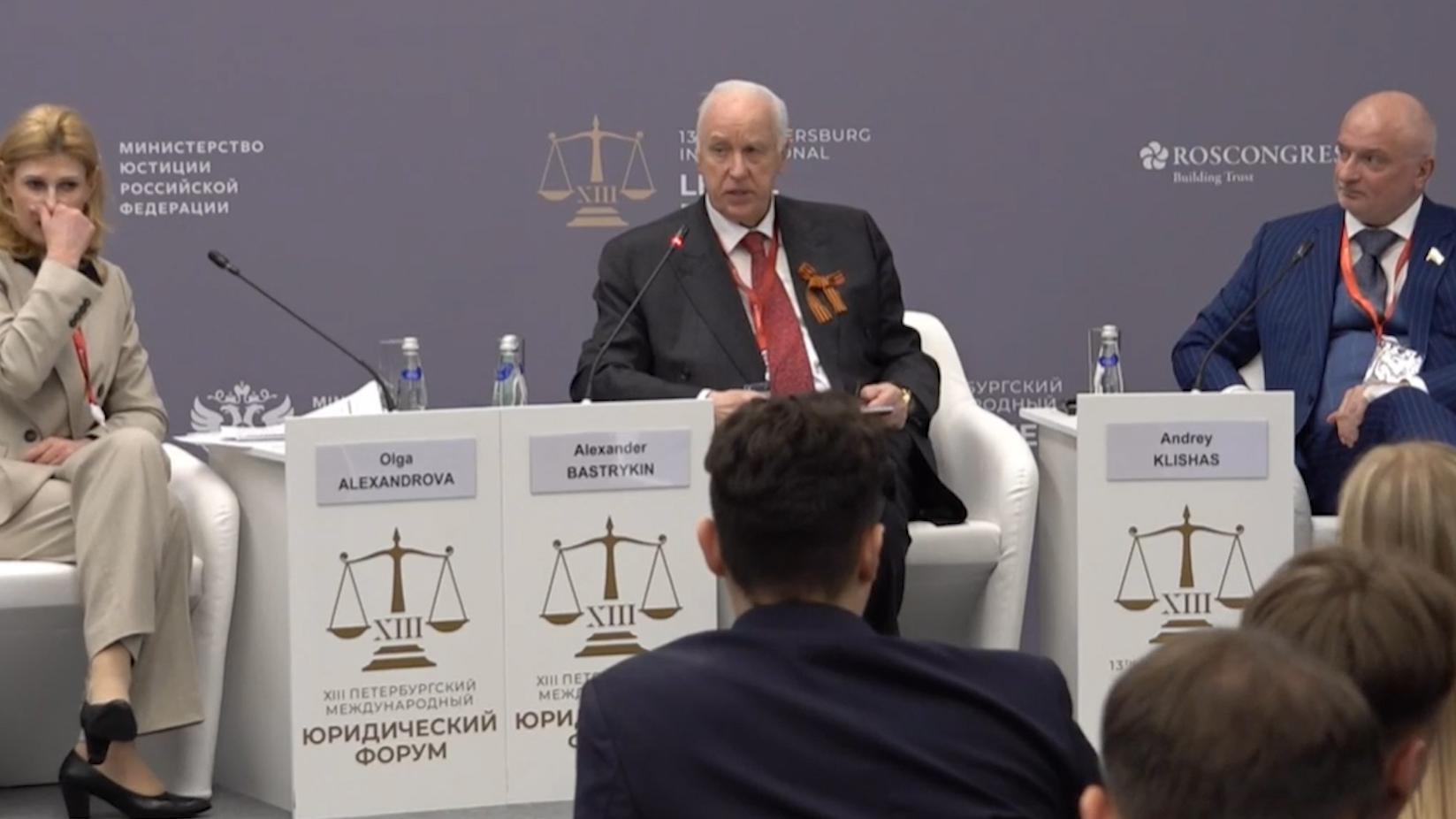 Бастрыкин об «отлове новых граждан России» и отправке на передовую. Видео