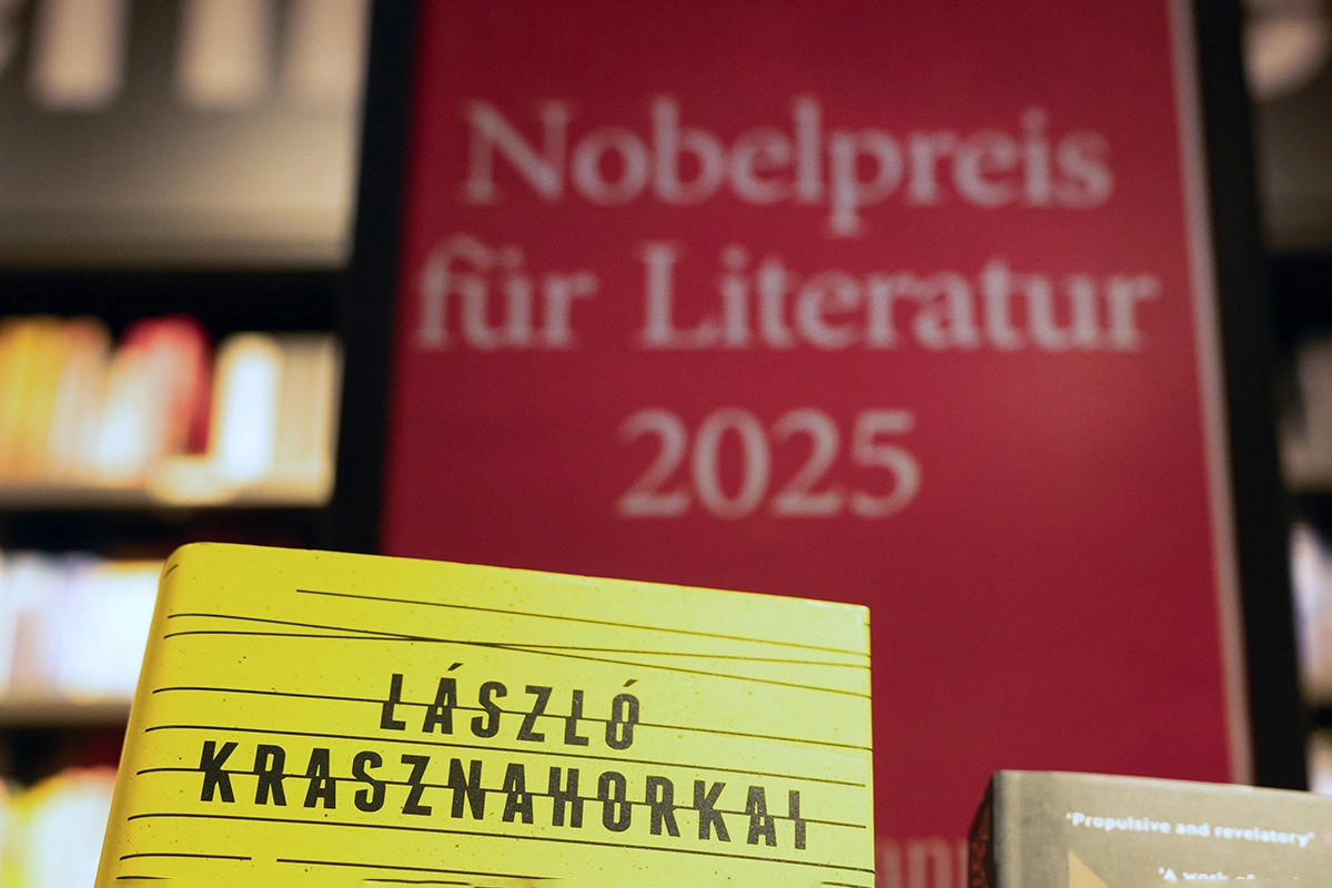 Книги писателя Ласло Краснахоркаи, удостоенного Нобелевской премии по литературе 2025 года