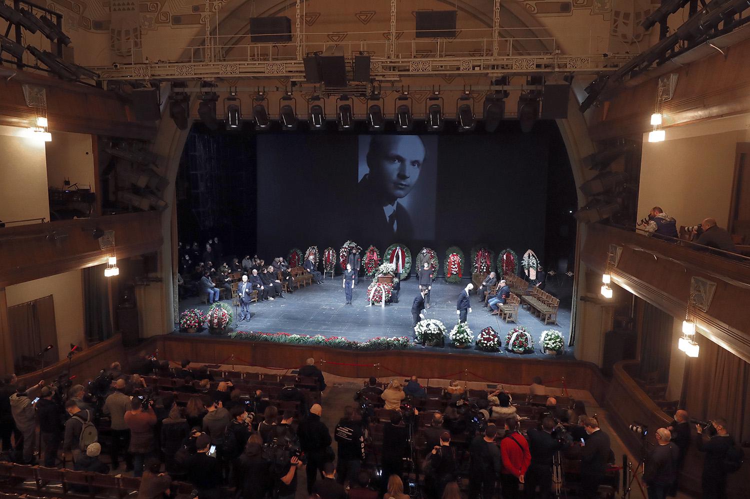 Церемония прощания с актером Андреем Мягковым в МХТ имени А.П.Чехова.&nbsp;Москва, 20 февраля 2021 года