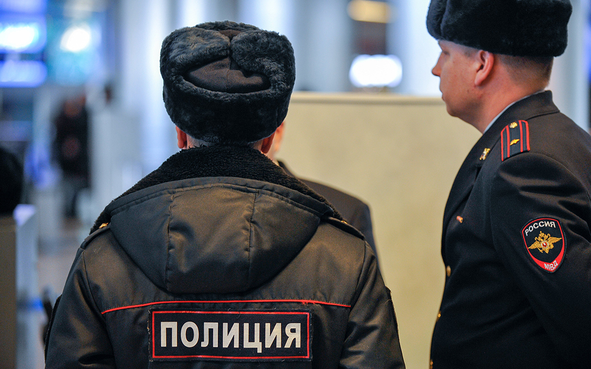 СК начал проверку по факту избиения стюарда пассажиром рейса из Москвы