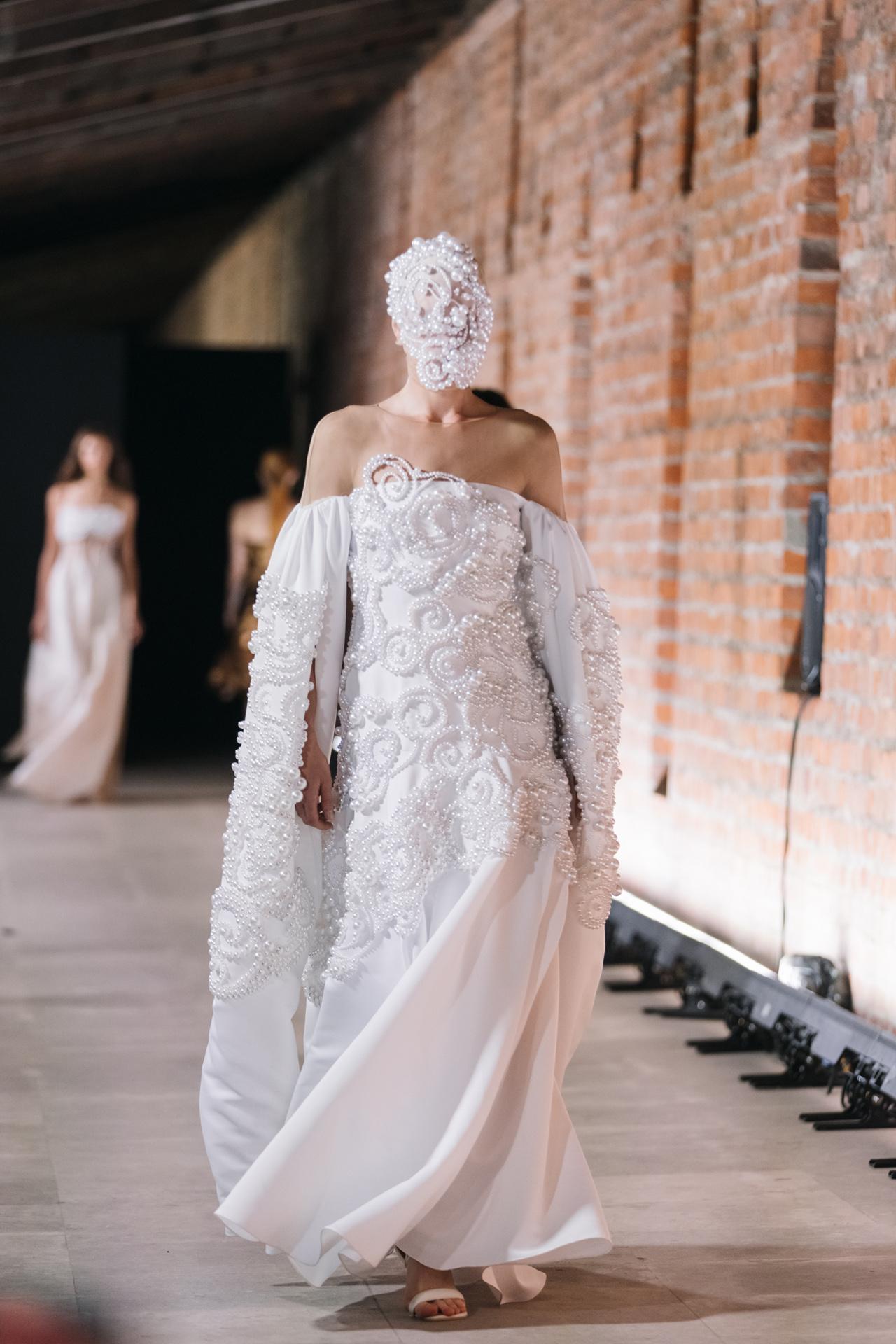 Показ Alena Akhmadullina