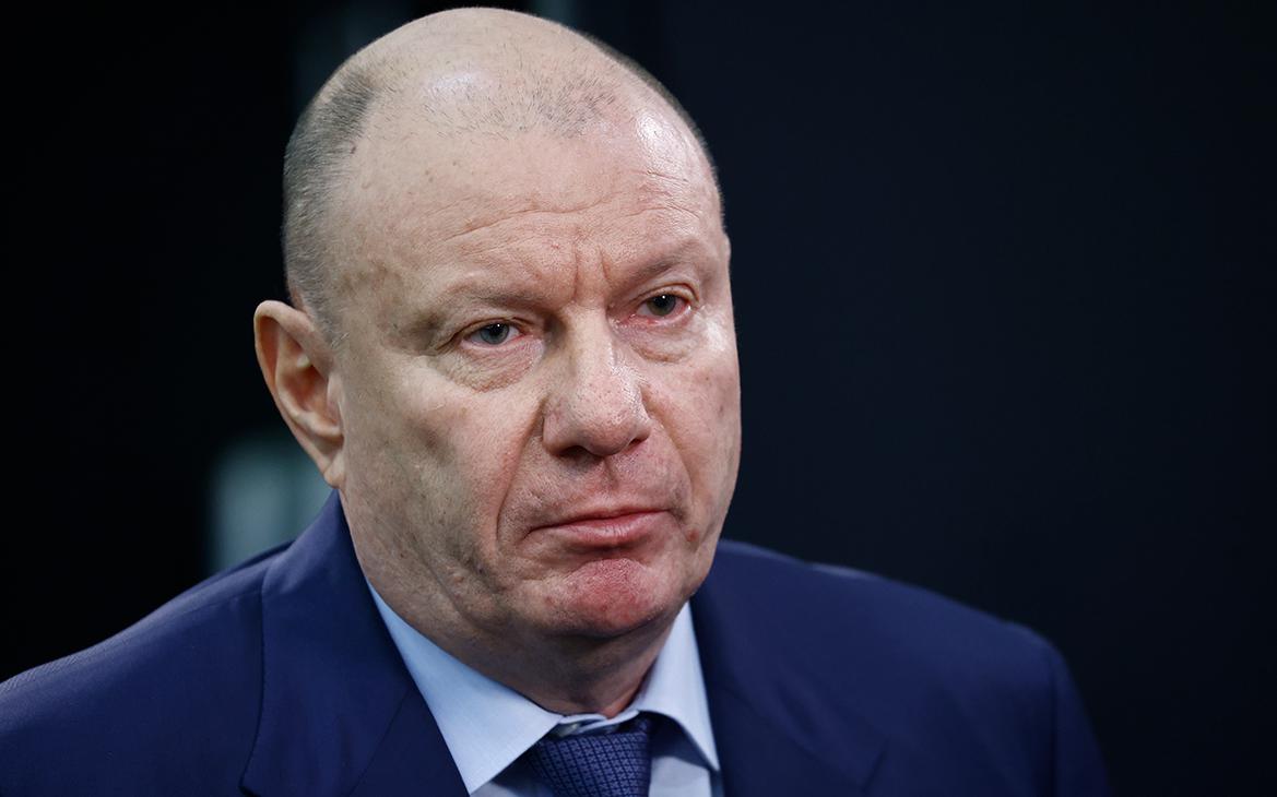 Потанин подал иск к бывшей жене