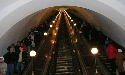 В новогоднюю ночь вход на некоторые станции метро может быть закрыт