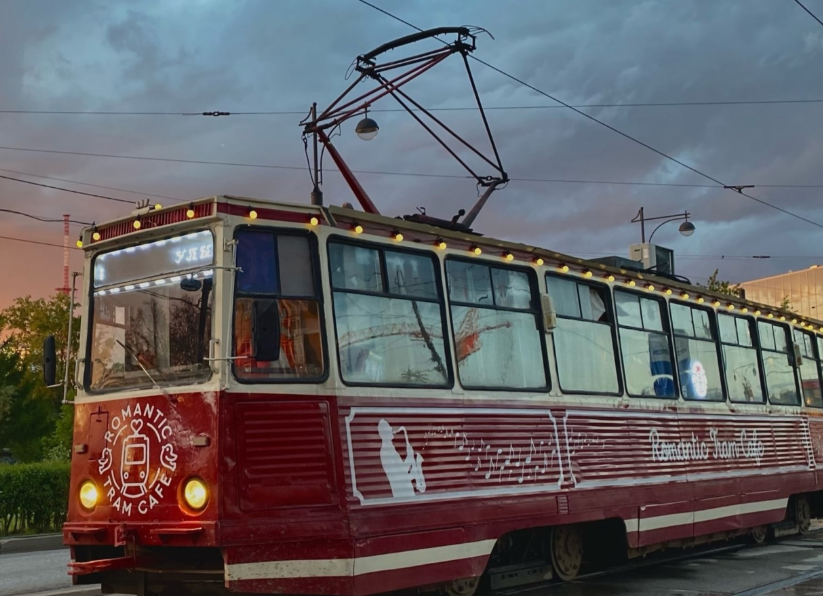 Фото: VK Romantic Tram Cafe / Трамвай-кафе Пермь