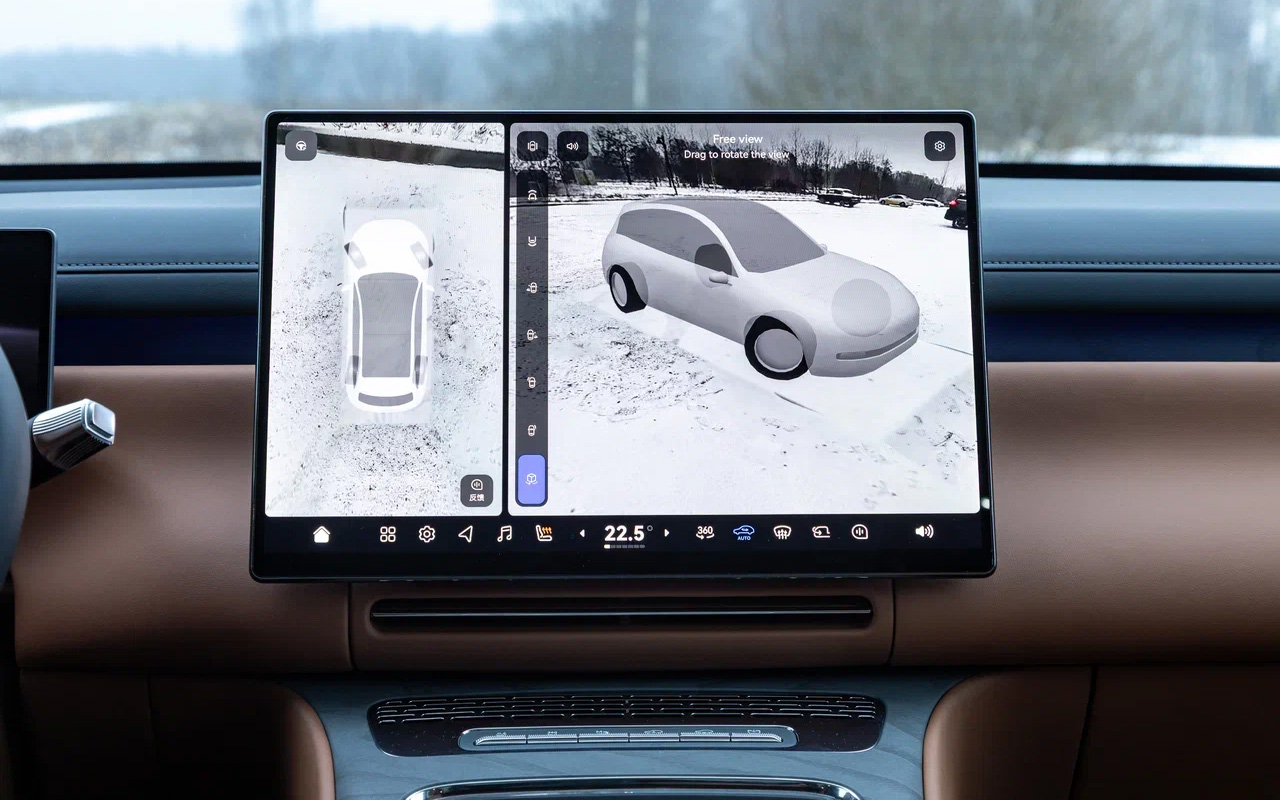 Пока камеры у Voyah Taishan чистые, к работе системы кругового обзора&nbsp;не придраться