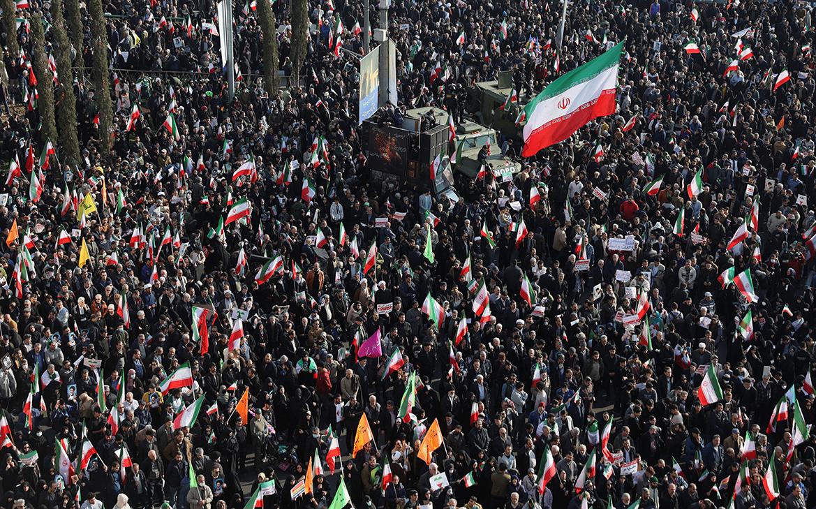 Мерц заявил о последних днях режима в Иране