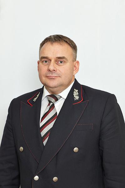 Виктор Голомолзин
