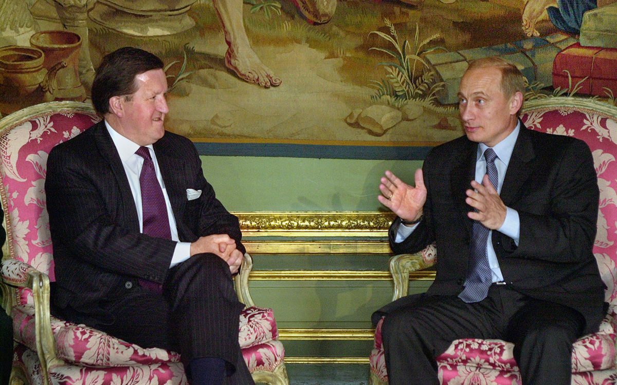 Джордж&nbsp;Робертсон и&nbsp;Владимир Путин, 2001 г.