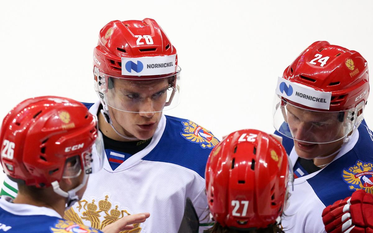 Игроки сборной молодых российских звезд на турнире &laquo;Лига Ставок Sochi Hockey Open&raquo;&nbsp;