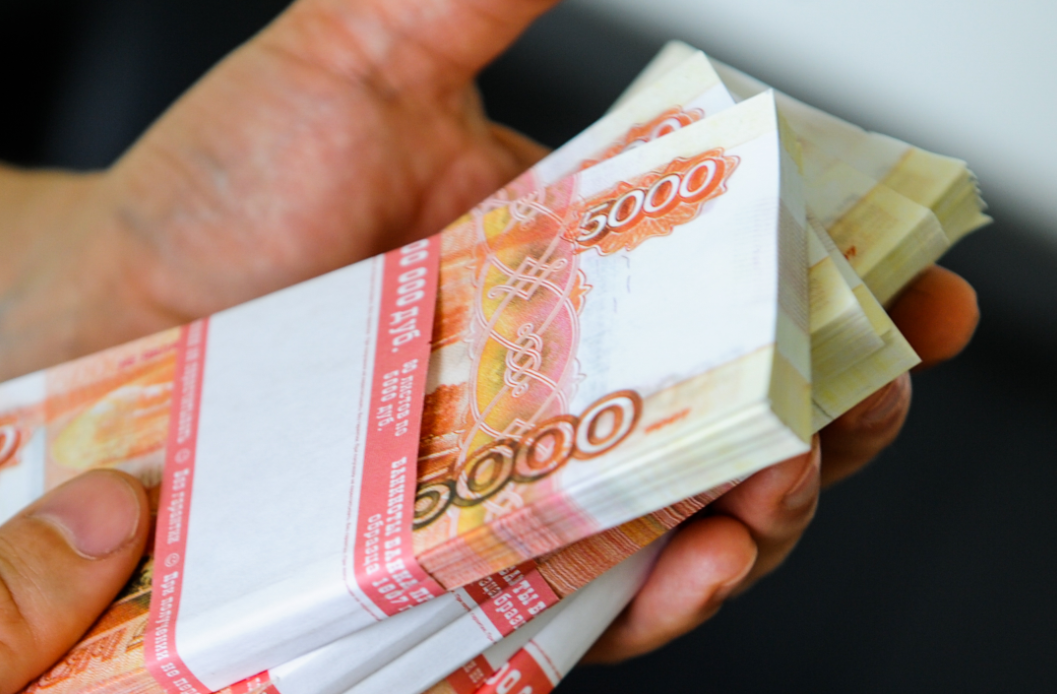 В Тюменcкой области самыми высокооплачиваемыми специалистами по итогам 2023 г. стали топ-менеджеры