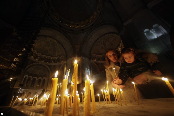 Православный мир празднует Рождество Христово