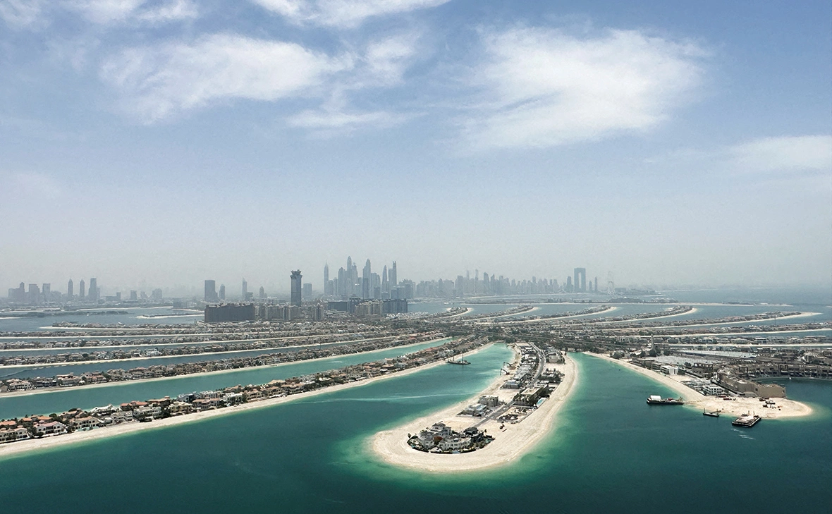 Abdelhadi Ramahi / Reuters