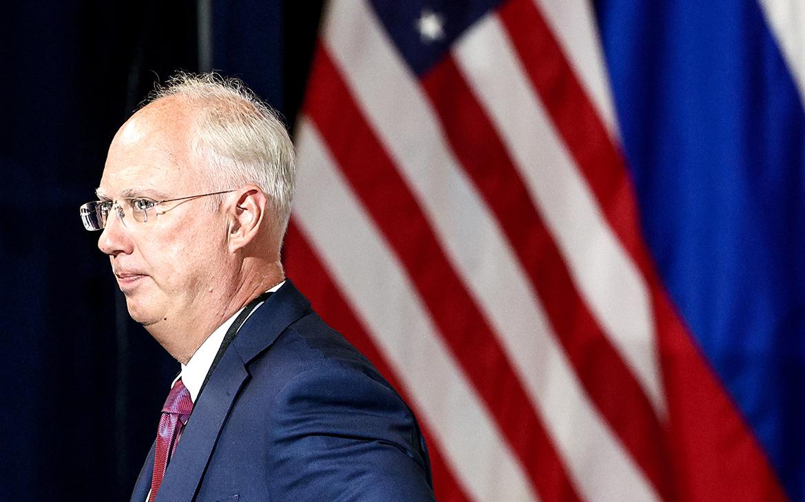 Дмитриев прибыл в Майами