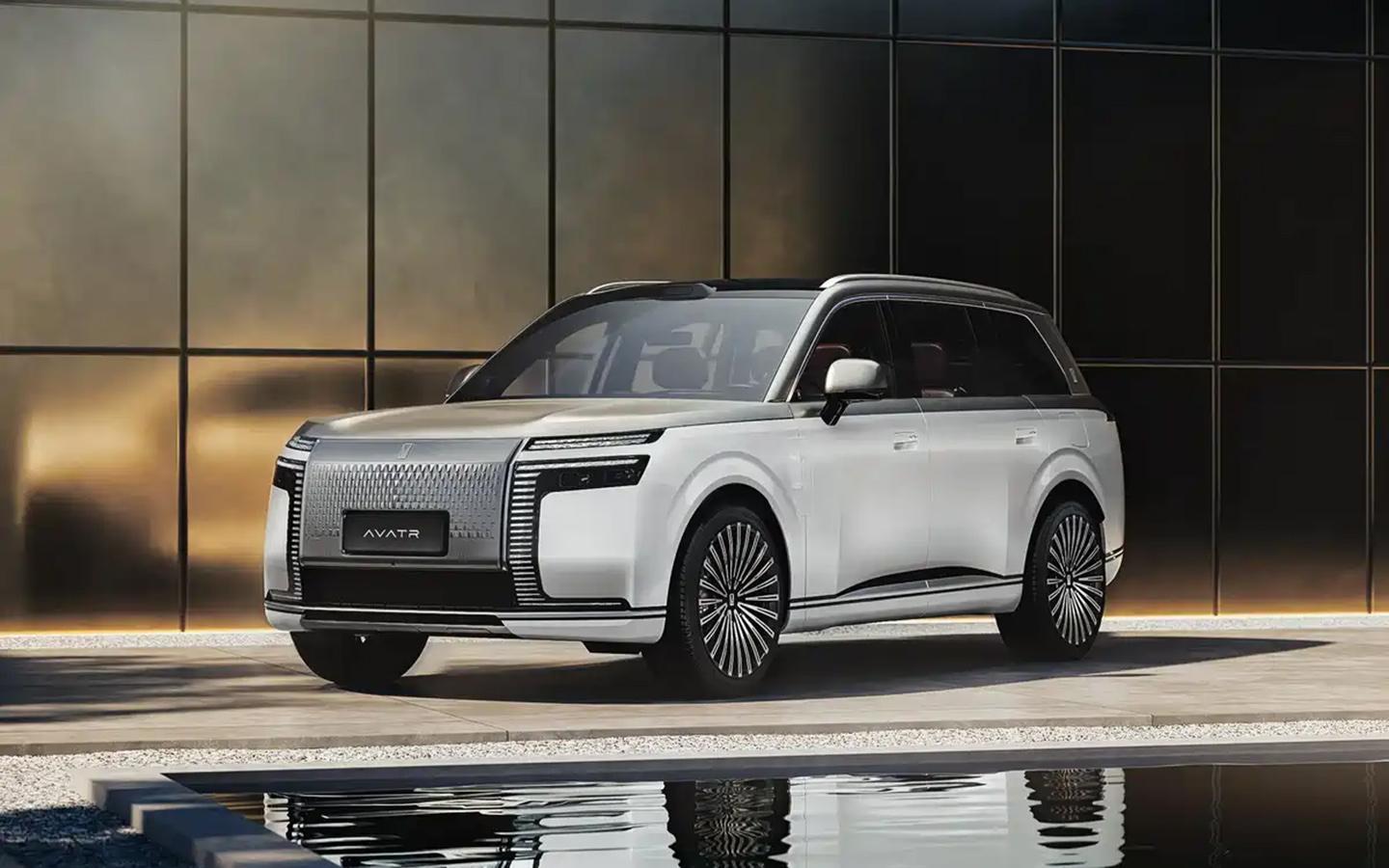Avatr показал первые фото нового флагмана. Он косплеит Zeekr и BYD