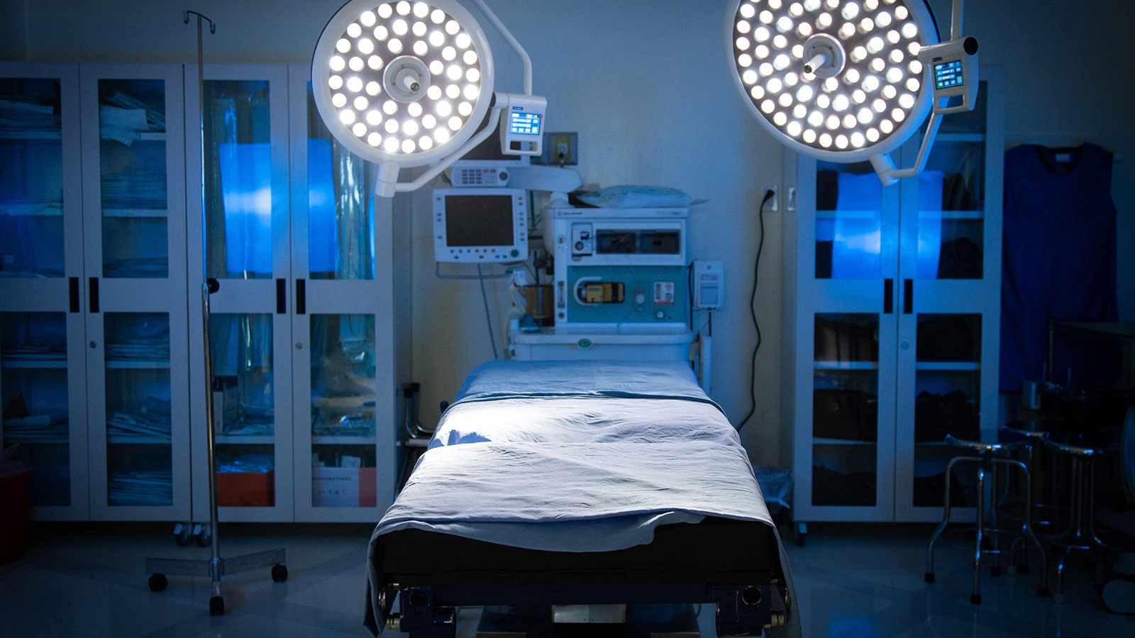 Мужчина заговорил на другом языке после операции