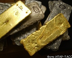 Драгоценные металлы: цена серебра снизилась  на 7,6%