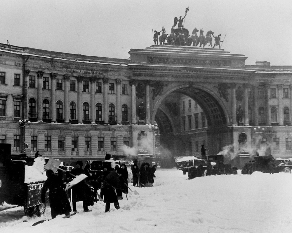 санкт петербург во время войны