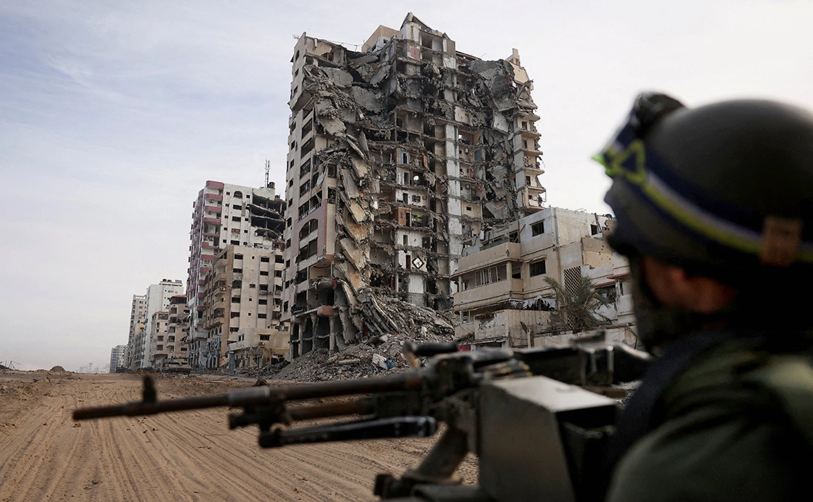 Ronen Zvulun / Reuters