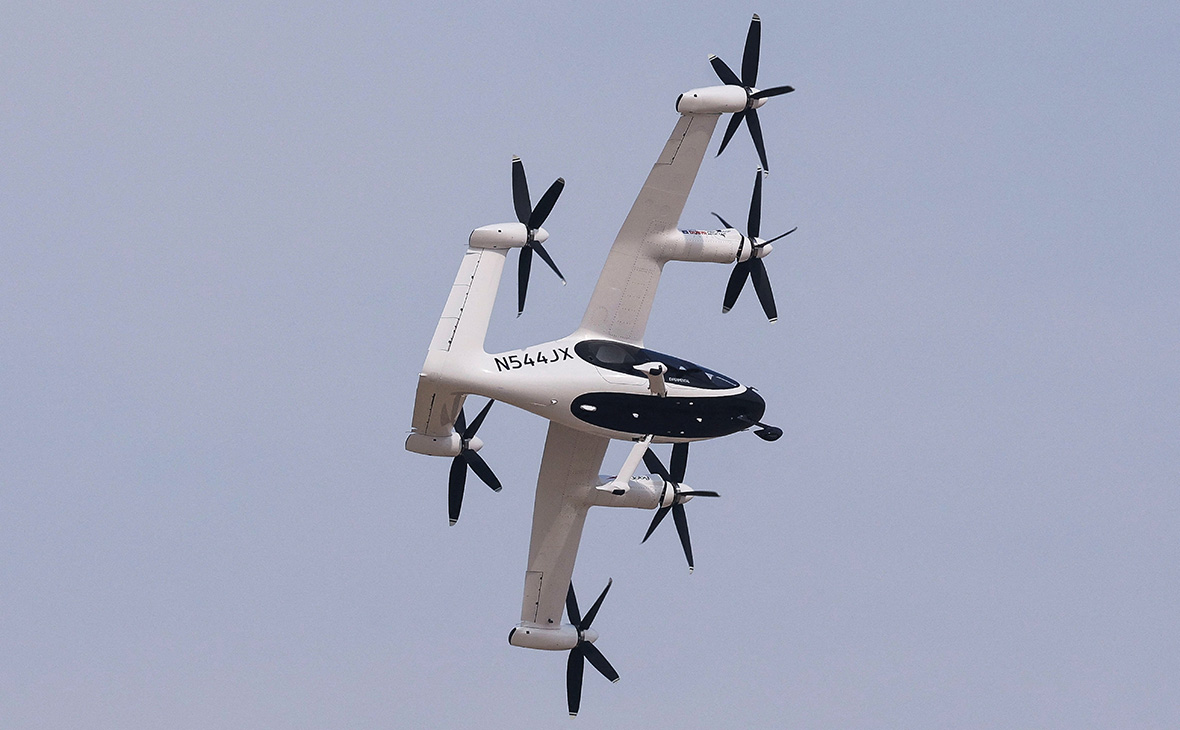 &laquo;Летающее такси&raquo; N544JX компании Joby Aviation's N544JX. Недавно Казахстан заключил с производителем сделку на $300 млн для создания системы аэротакси в новом городе Алатау.